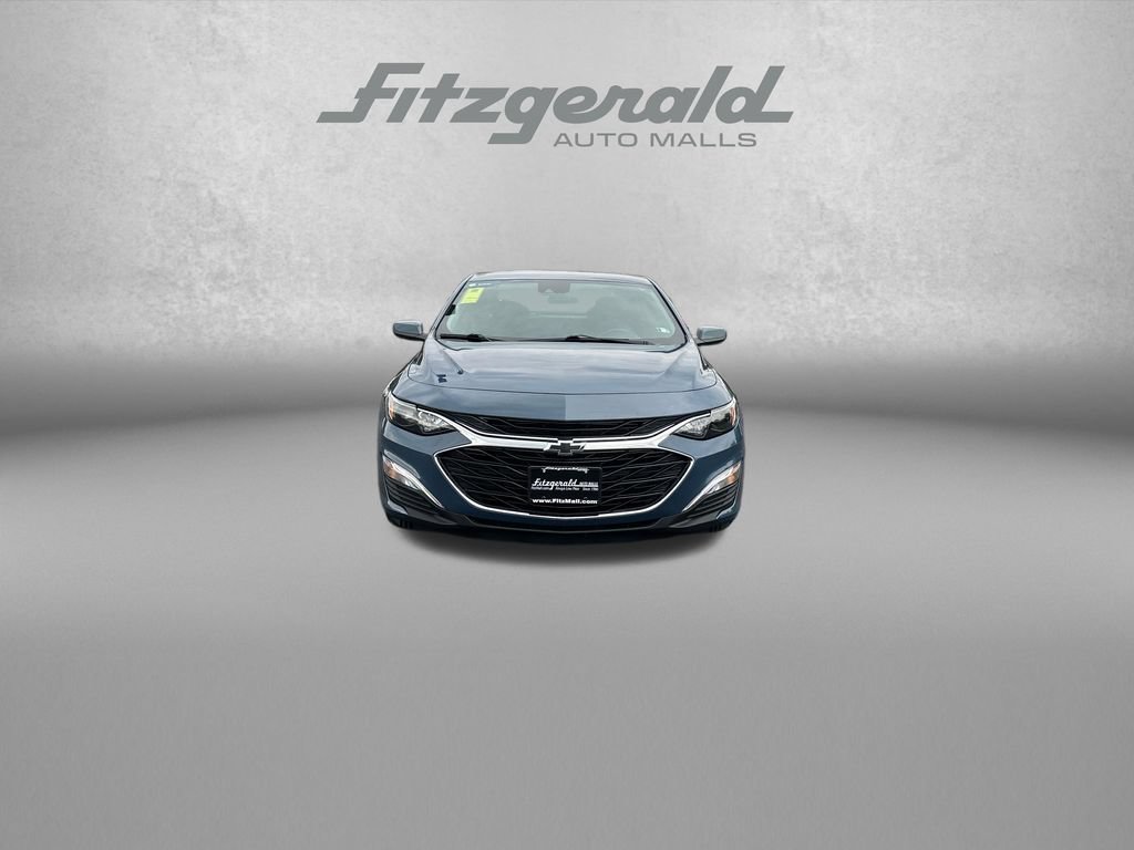 Used 2024 Chevrolet Malibu RS FWD image 2