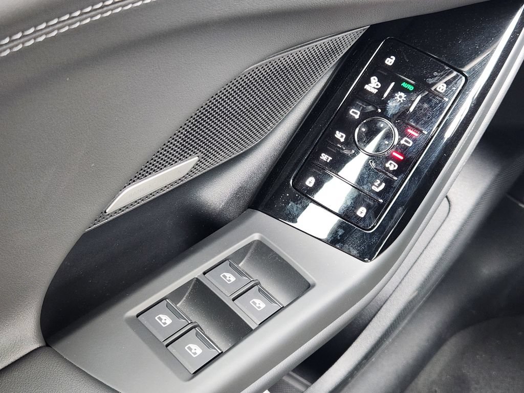 New 2027 Audi A6 e-tron Prestige AWD/4WD image 25