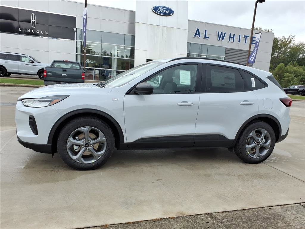 New 2026 Ford Escape ST-Line w/ Tech Pack #1 image 2