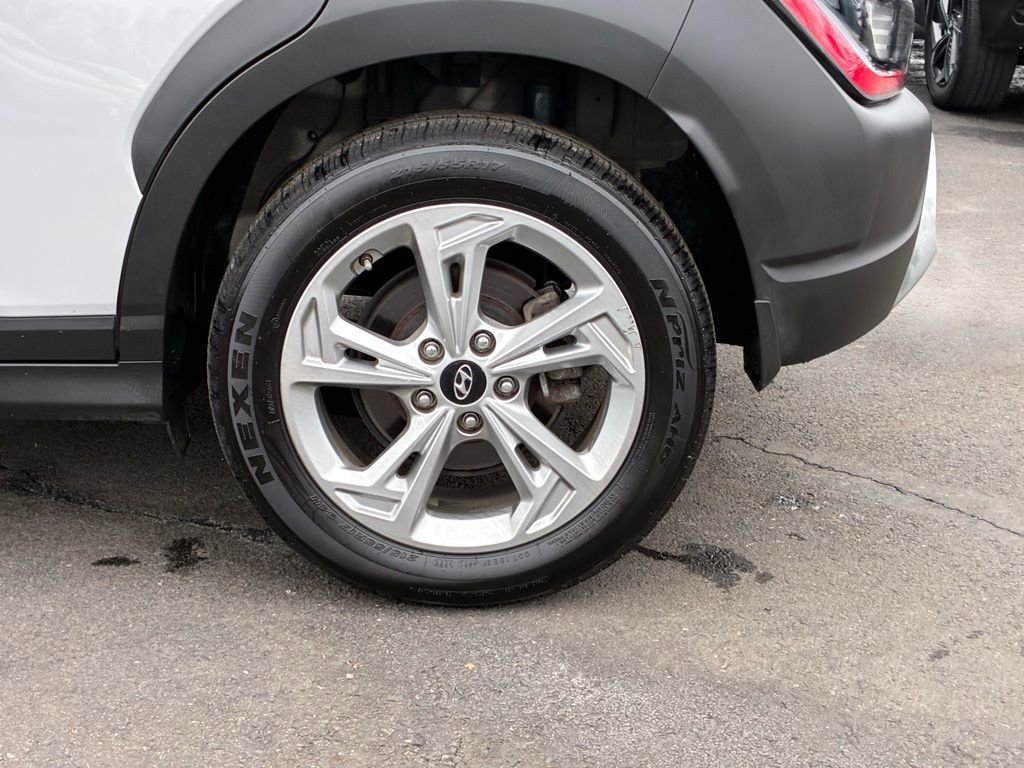 Used 2023 Hyundai Kona SEL image 48