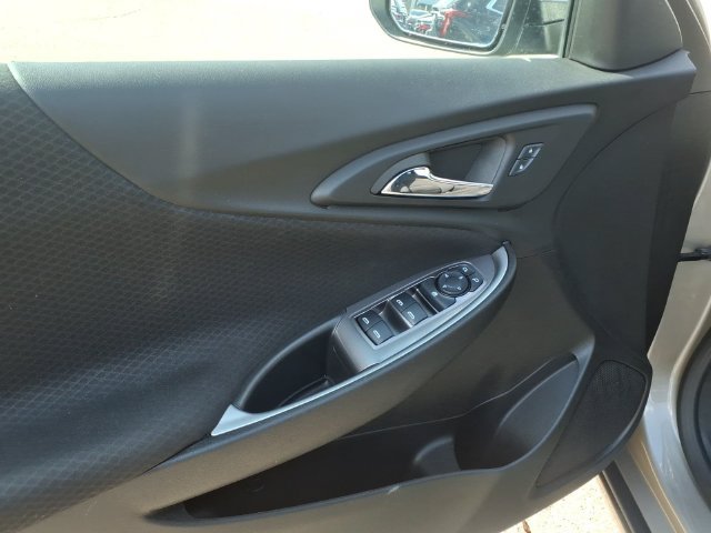 Used 2025 Chevrolet Malibu LT FWD image 10