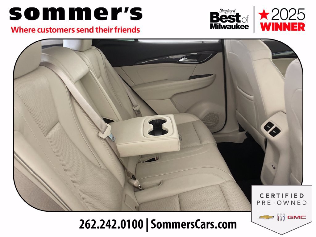Used 2021 Buick Envision Essence AWD/4WD image 27