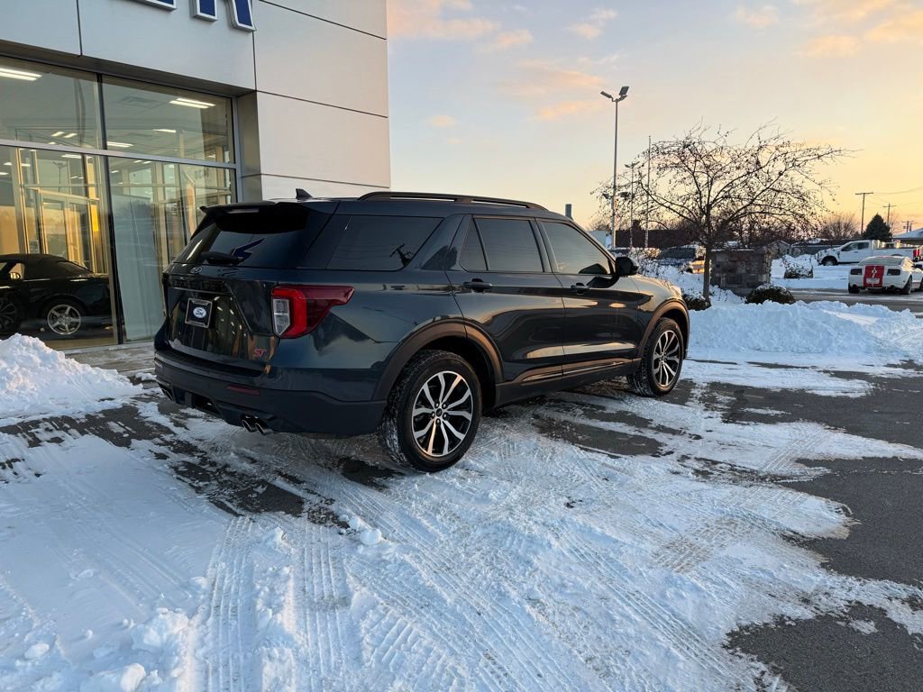 Used 2022 Ford Explorer ST image 38