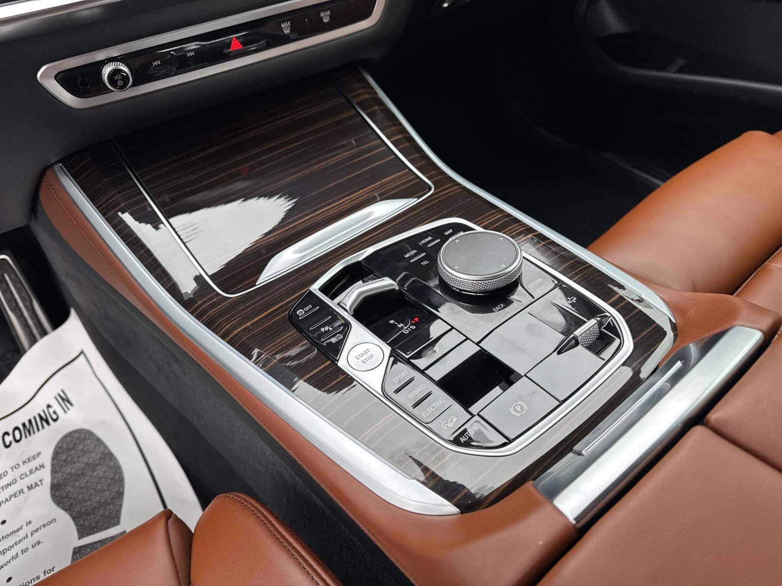 Certified 2026 BMW X5 xDrive50e w/ M Sport Package image 27