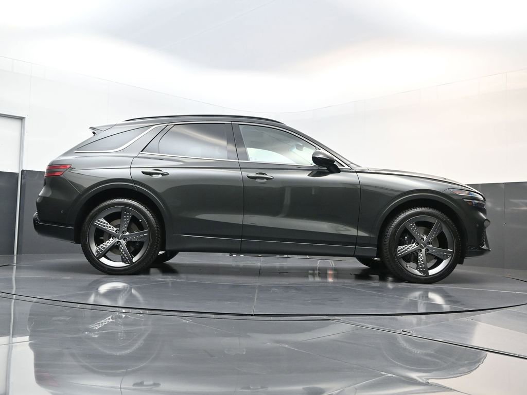Used 2025 Genesis GV70 3.5T Sport w/ Sport Prestige Package image 24