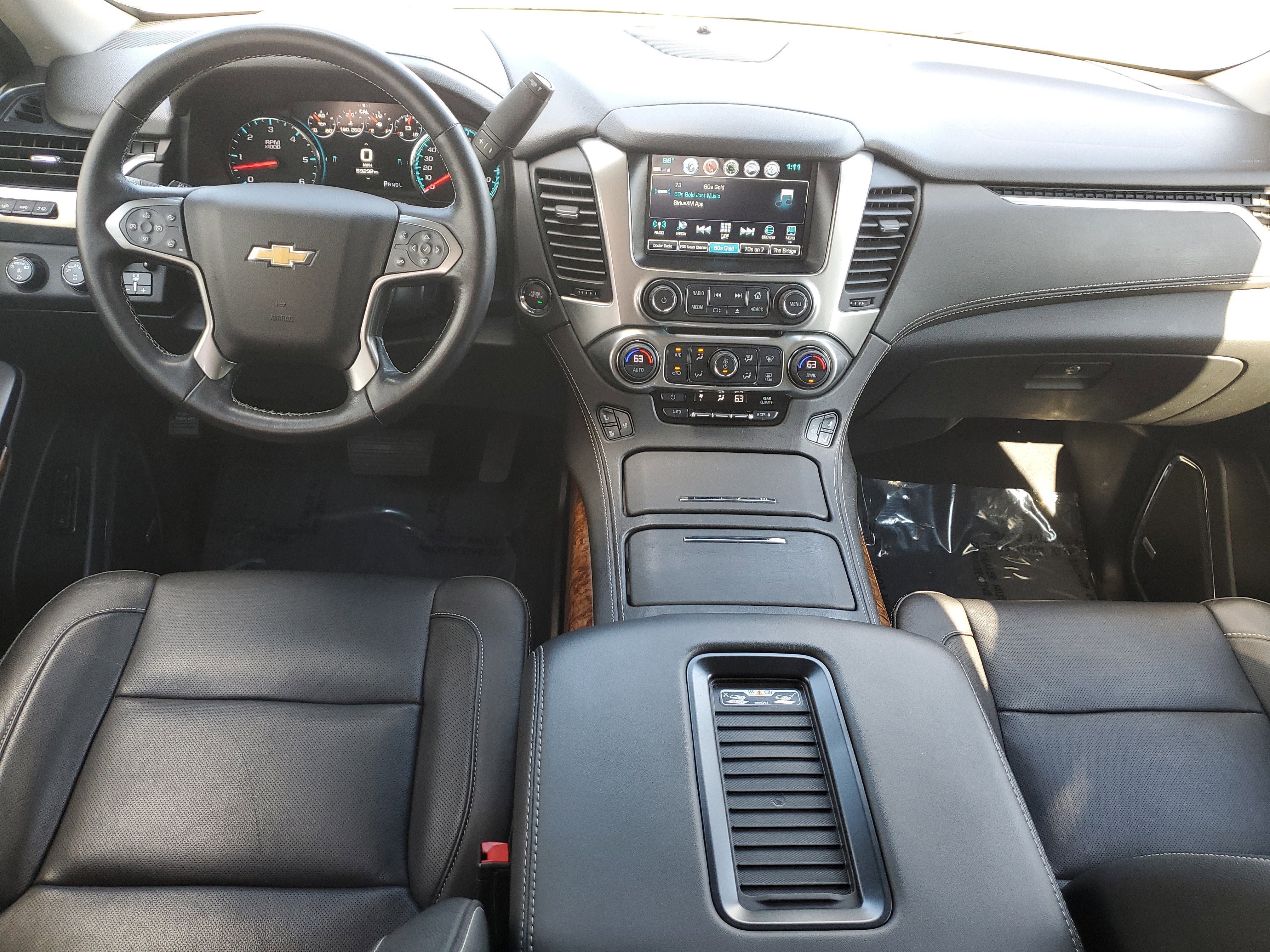 Used 2020 Chevrolet Suburban Premier image 13