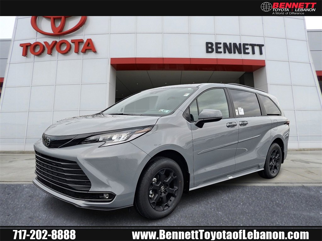 New 2026 Toyota Sienna XLE Woodland Edition