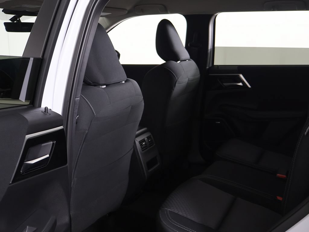 New 2026 Mitsubishi Outlander ES AWD/4WD image 28