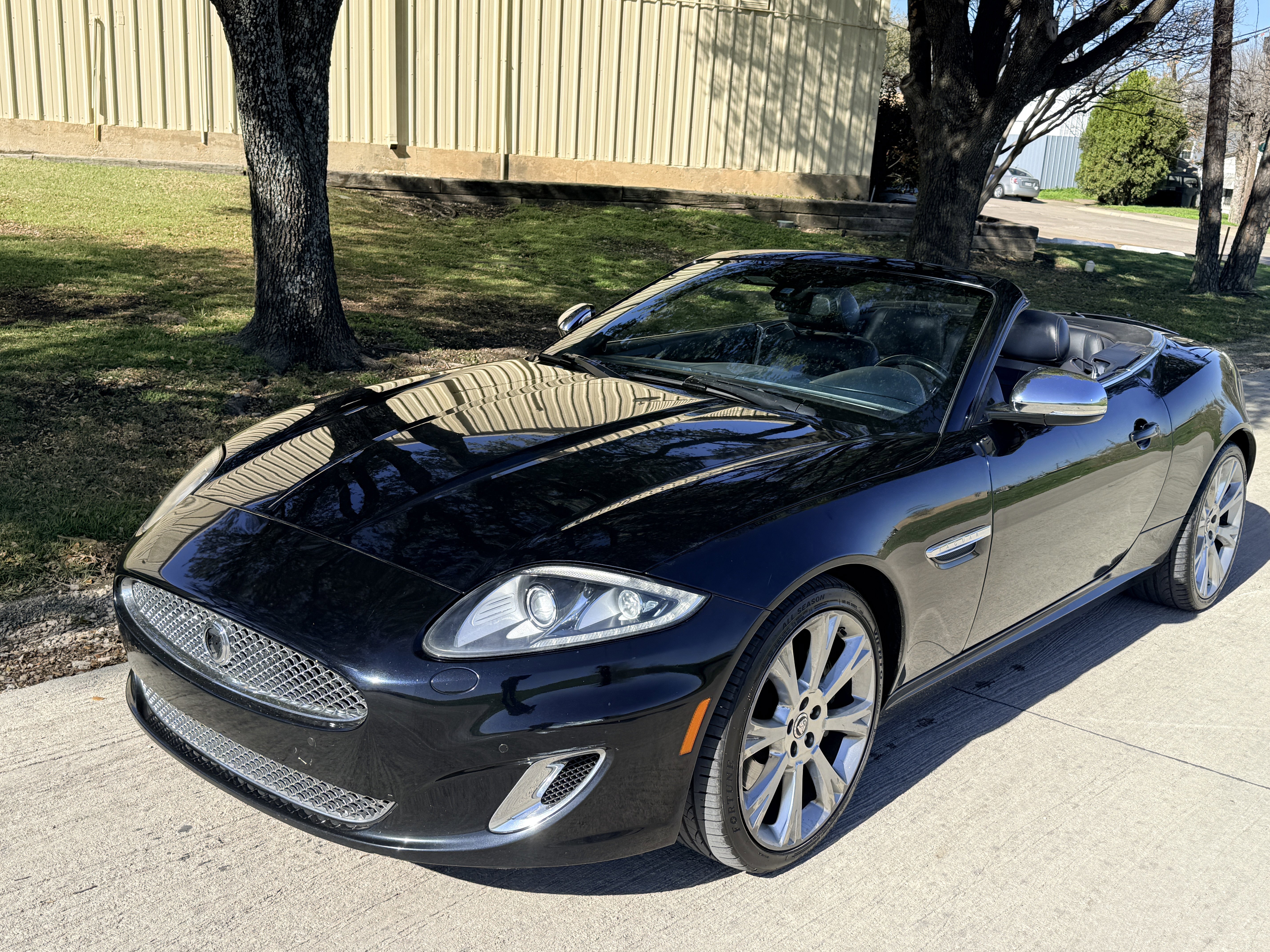 Used 2013 Jaguar XK Convertible RWD image 13