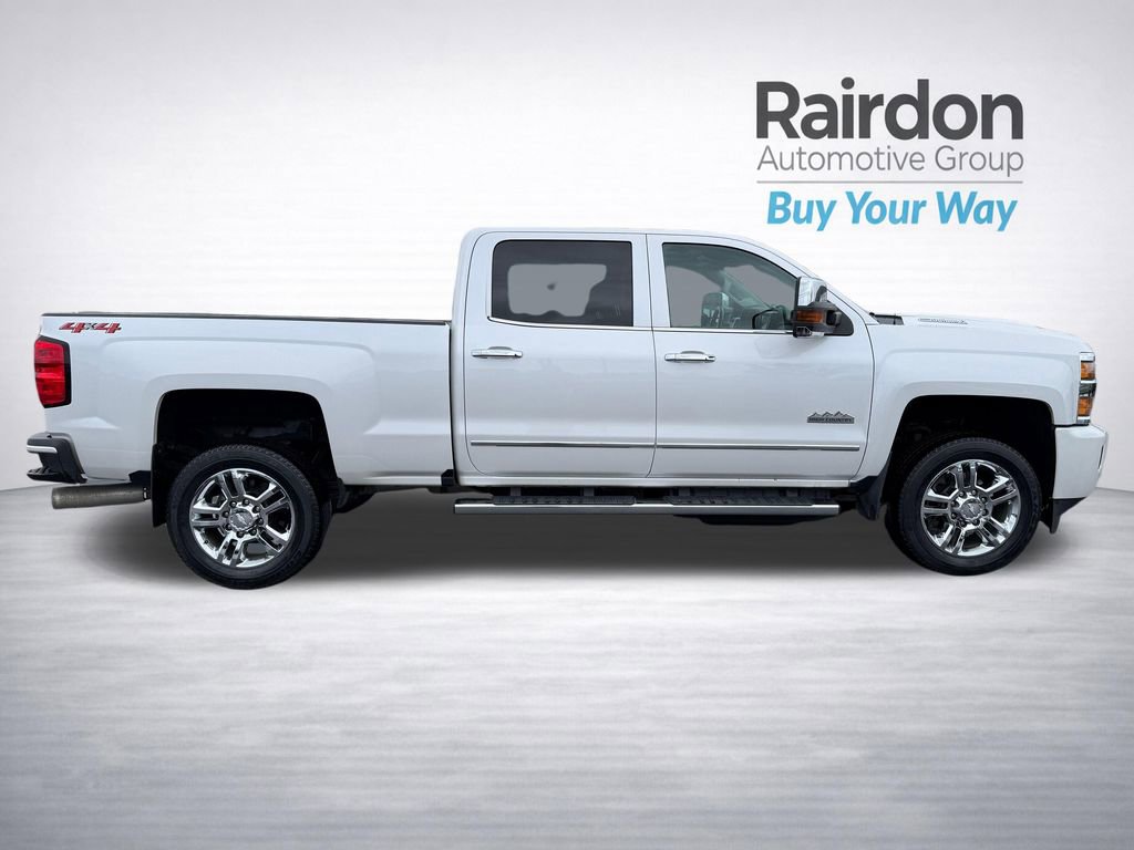Used 2019 Chevrolet Silverado 2500 High Country w/ Duramax Plus Package image 10