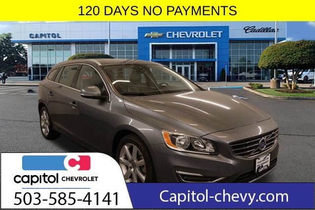 Used 2017 Volvo V60 T5 Premier w/ Convenience Package FWD image 1