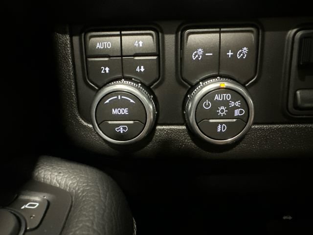 Used 2026 GMC Yukon Denali w/ Denali Reserve Package AWD/4WD image 20
