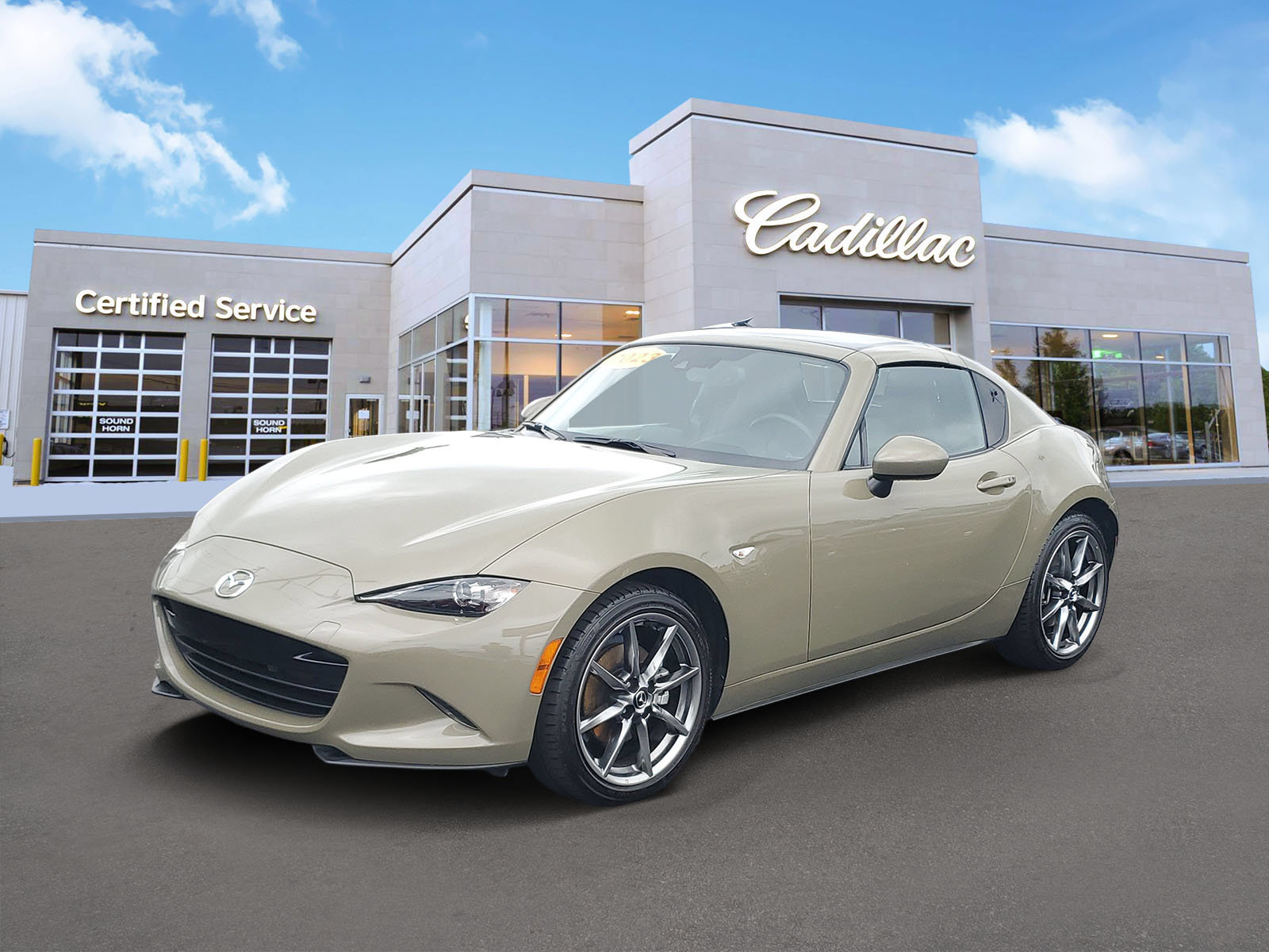Used 2023 MAZDA MX-5 Miata Grand Touring RWD image 1
