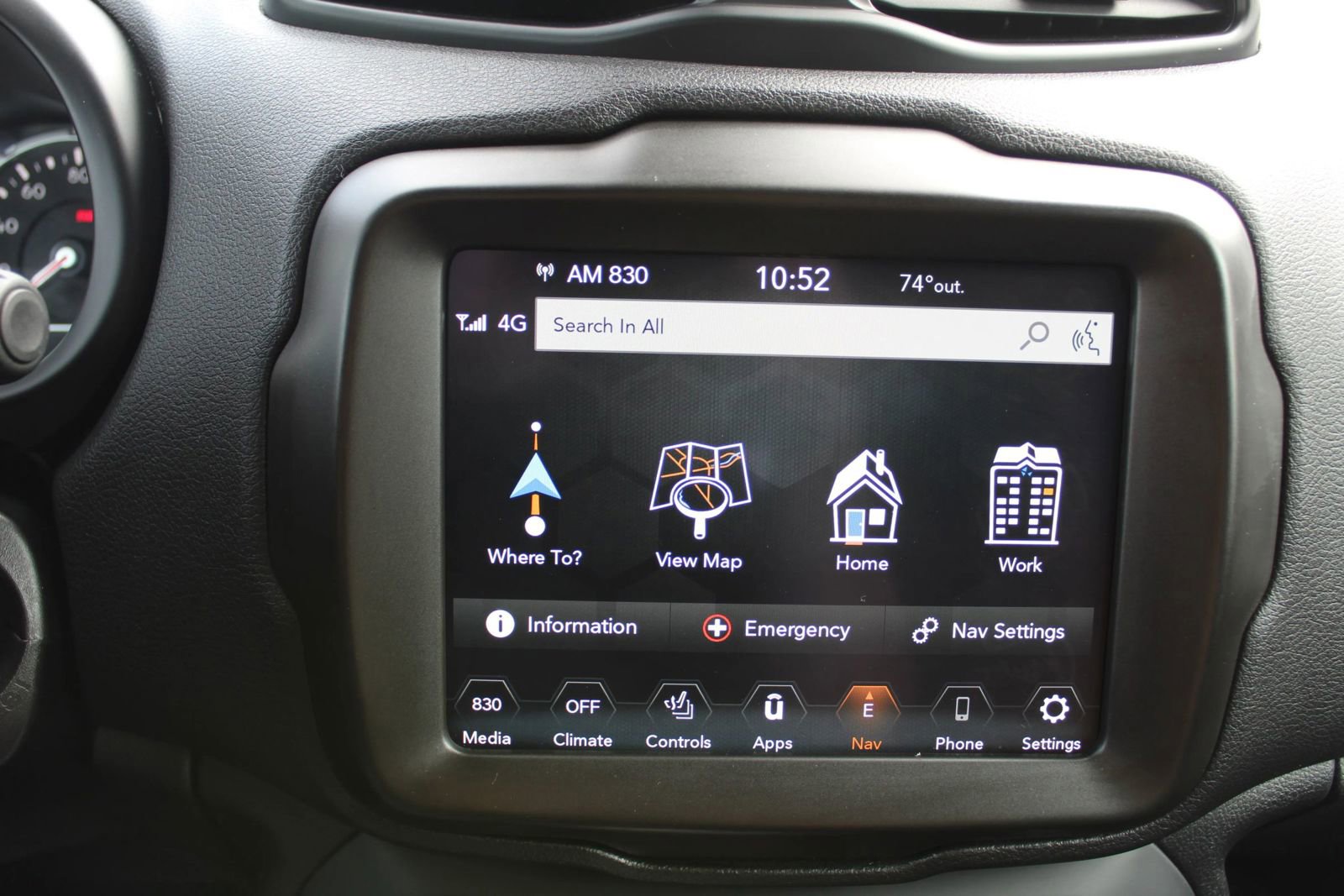 Used 2022 Jeep Renegade Trailhawk image 18