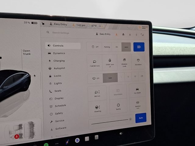 Used 2025 Tesla Model 3 Long Range RWD image 23