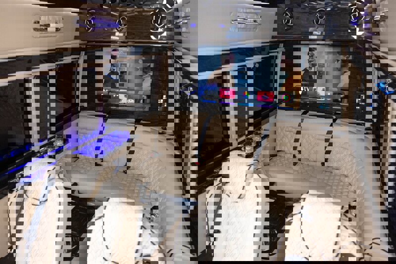 Used 2023 Mercedes-Benz Sprinter 3500 w/ Parking Package image 24