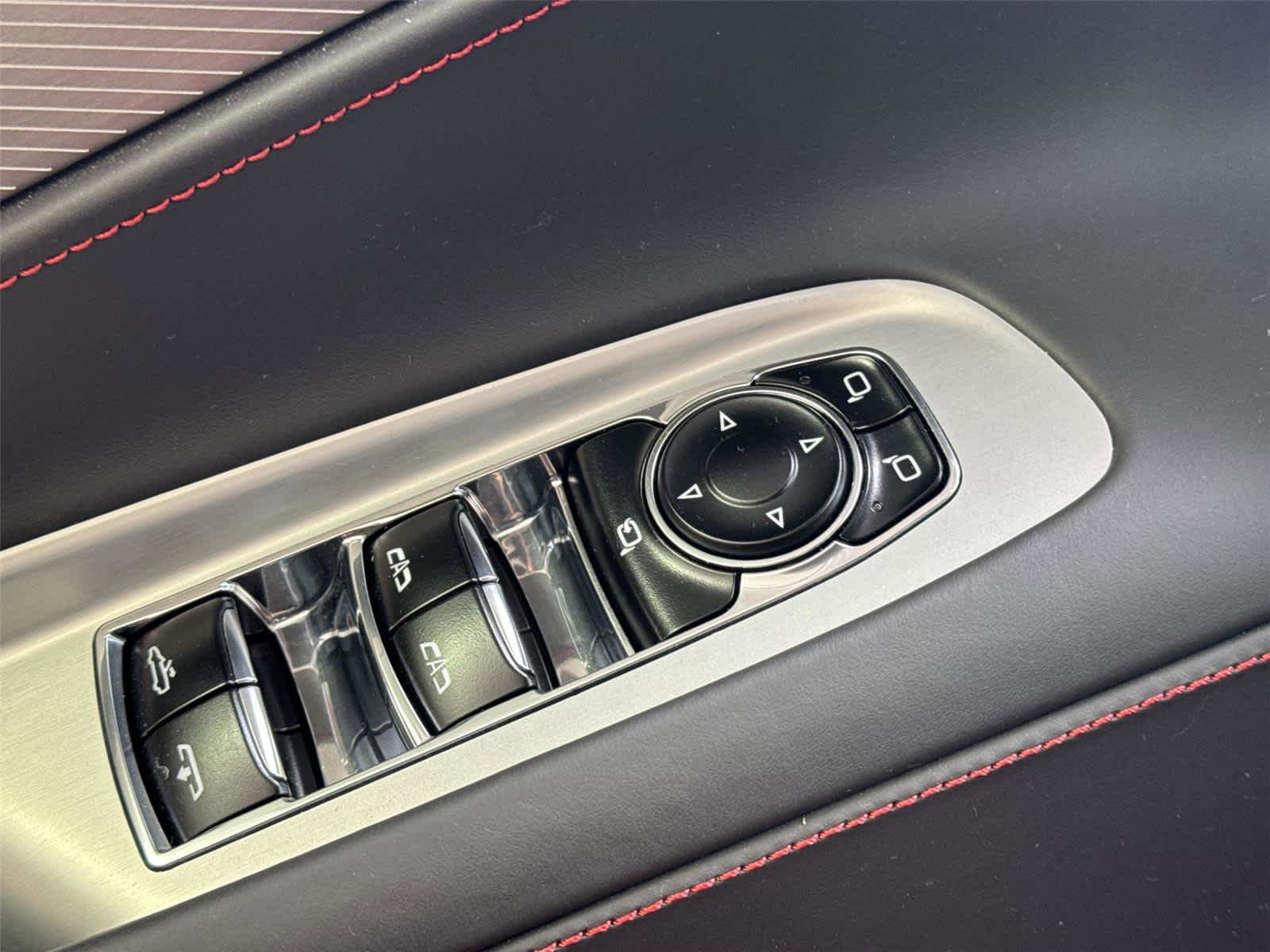 Used 2022 Chevrolet Corvette Stingray Premium Conv w/ Battery Protection Package RWD image 22