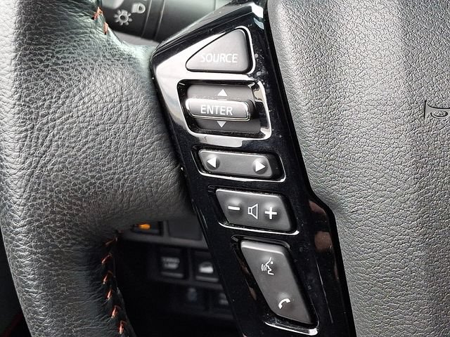 Used 2025 Nissan Frontier PRO-4X w/ Pro Convenience Package AWD/4WD image 20