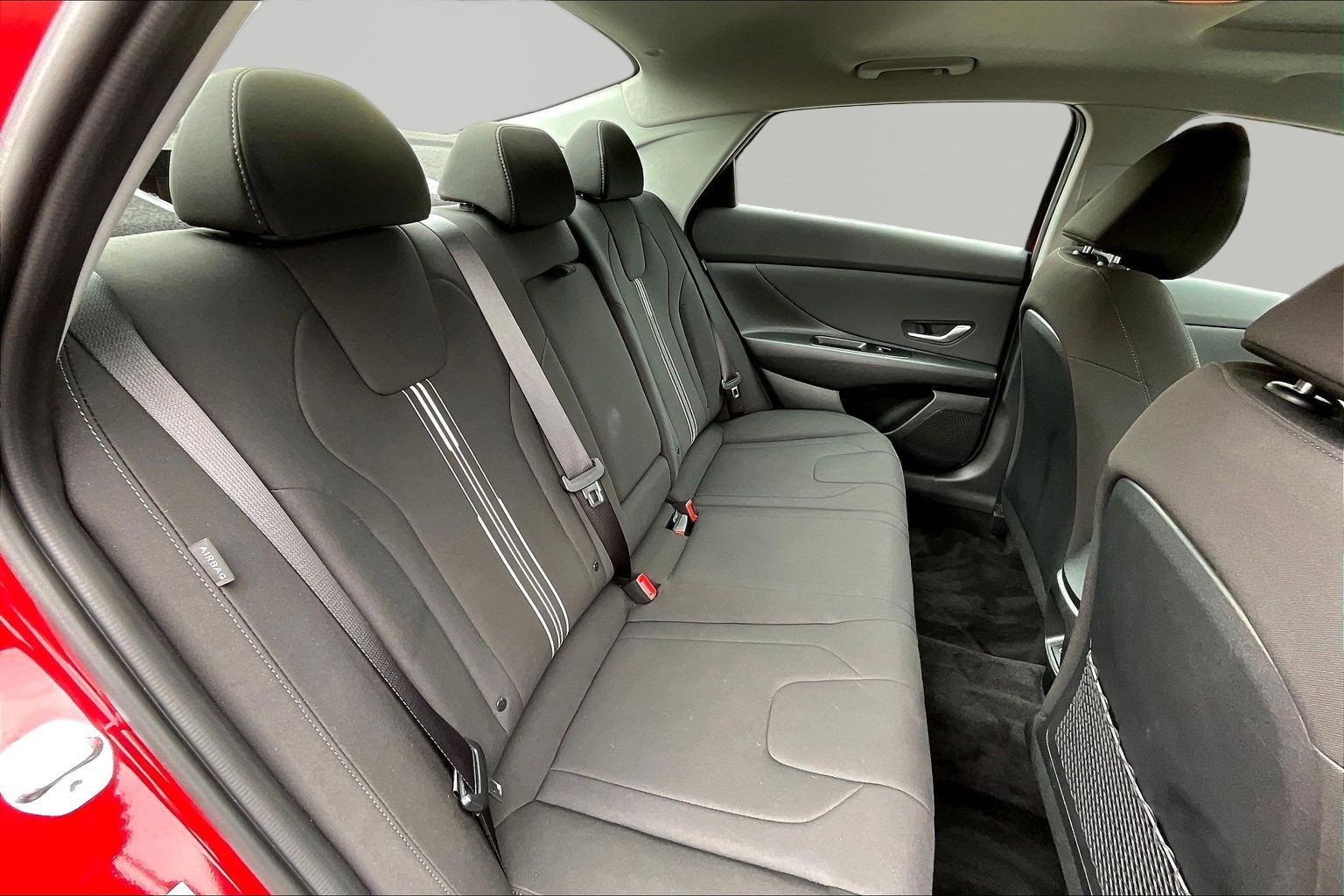 Certified 2025 Hyundai Elantra SEL FWD image 25