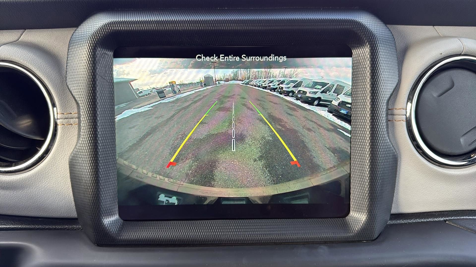 Used 2021 Jeep Wrangler Unlimited Sahara image 30