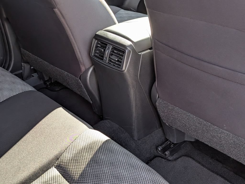 Used 2022 Nissan Rogue Sport SV FWD image 31
