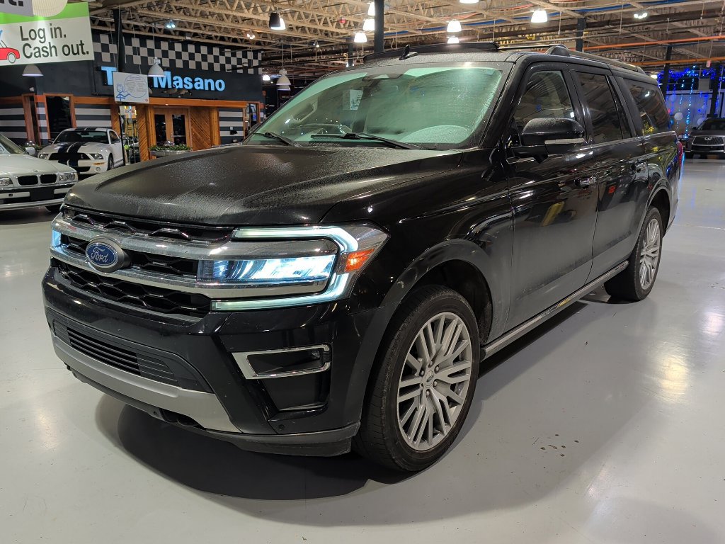 Used 2023 Ford Expedition Max Limited AWD/4WD image 3