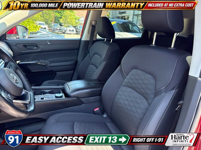 Used 2023 Nissan Pathfinder SV w/ SV Premium Package AWD/4WD image 10