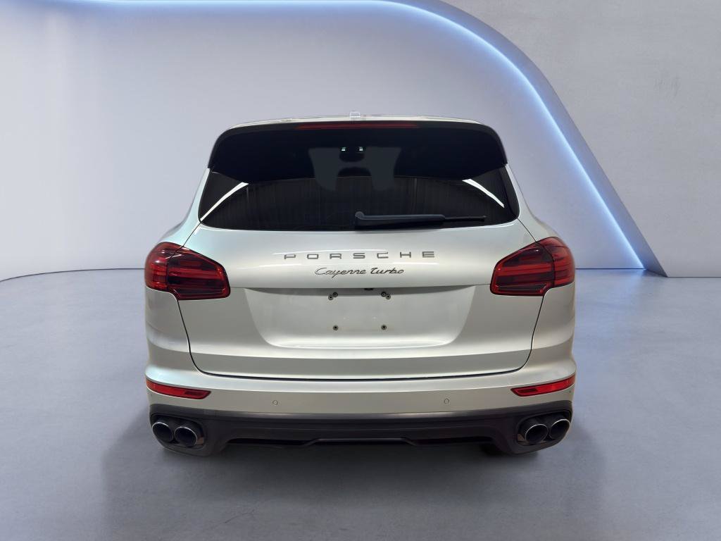 Used 2016 Porsche Cayenne Turbo AWD/4WD image 7