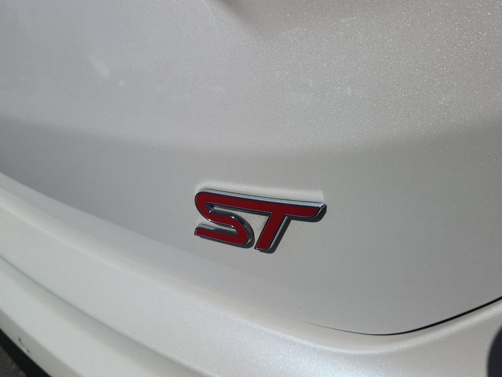 Used 2019 Ford Edge ST w/ Equipment Group 401A image 15