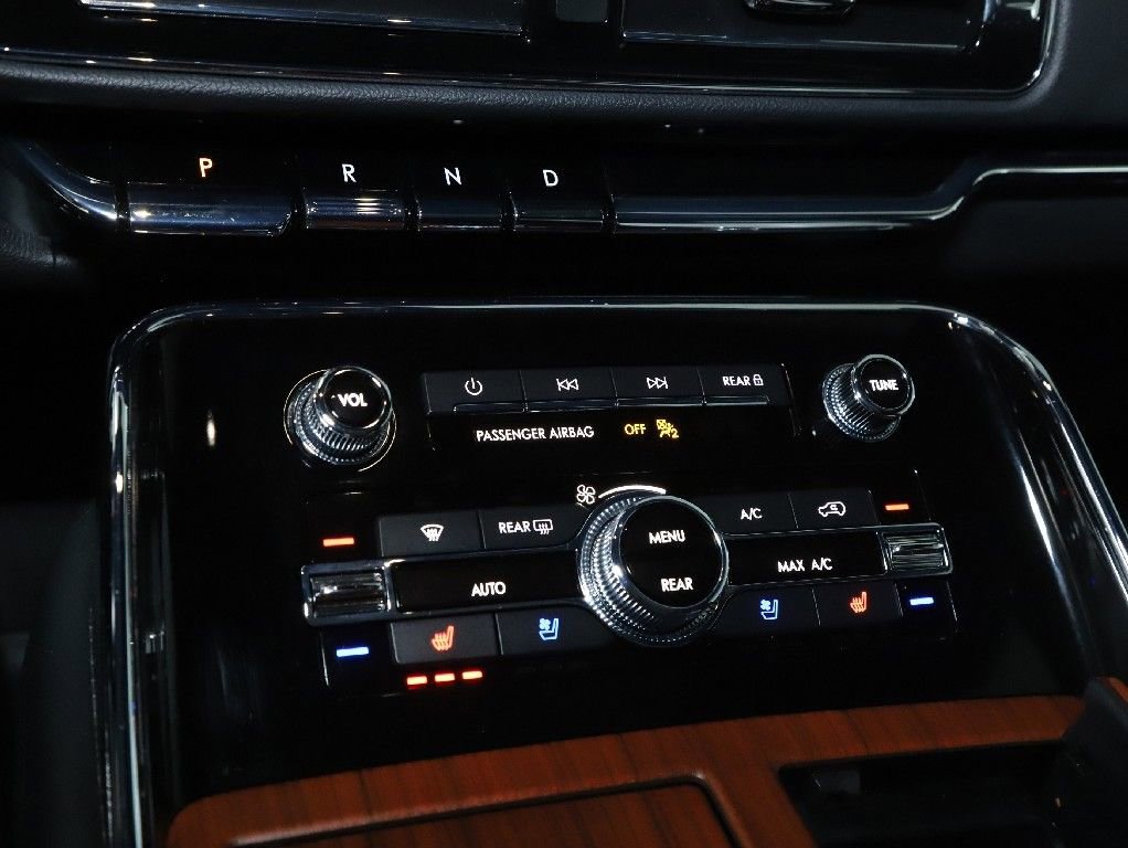 Used 2022 Lincoln Navigator Reserve image 29