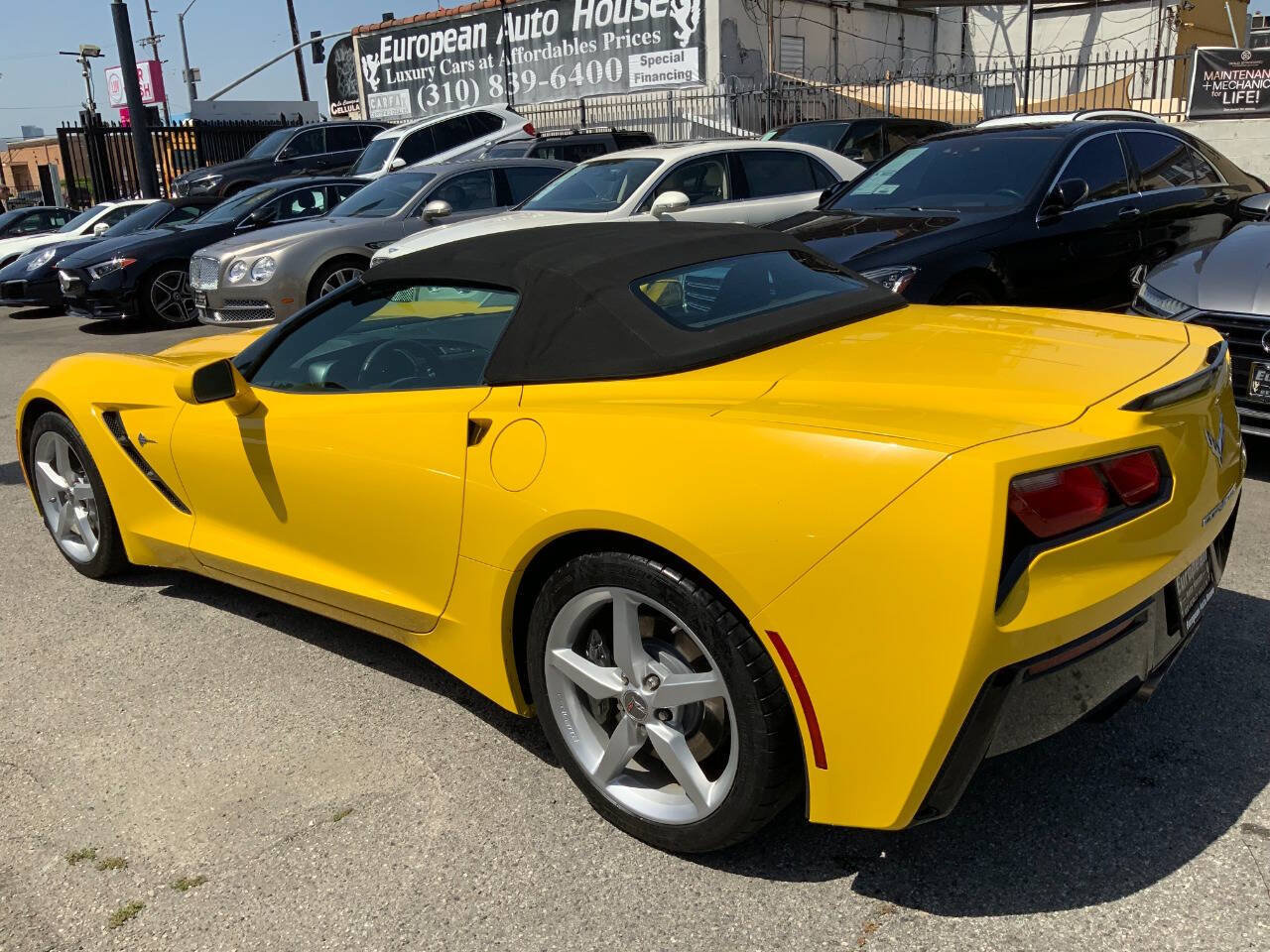 Used 2014 Chevrolet Corvette Stingray Convertible w/ 2LT Preferred Equipment Group RWD image 14