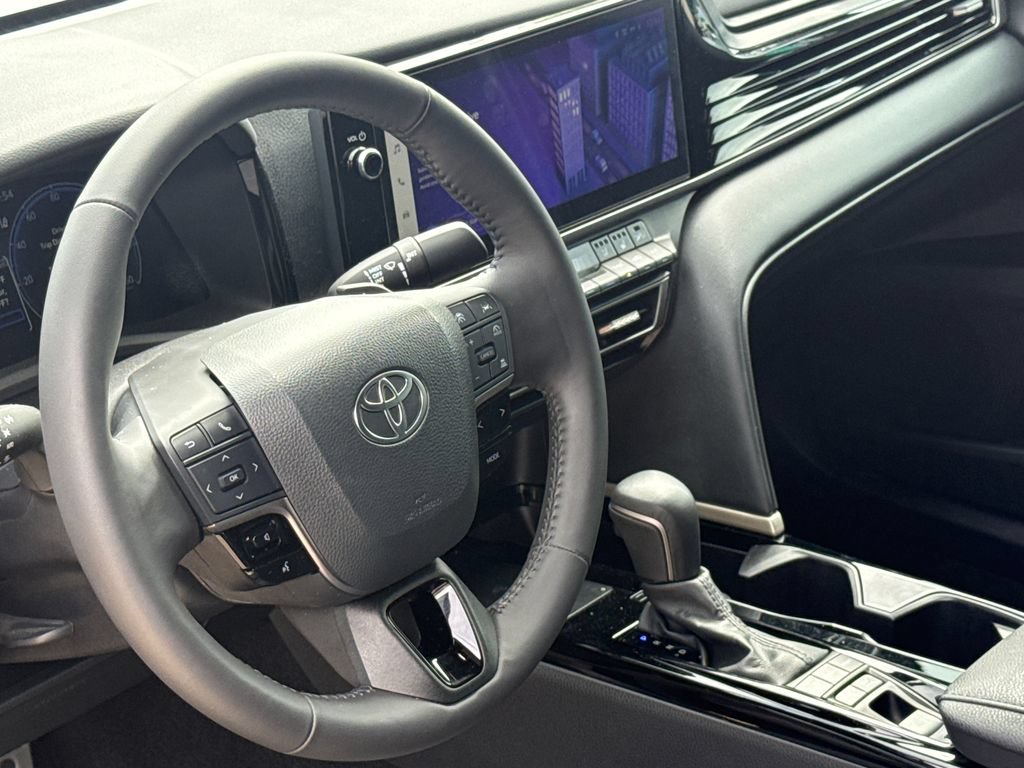 Used 2025 Toyota Camry XSE w/ Premium Package FWD image 17