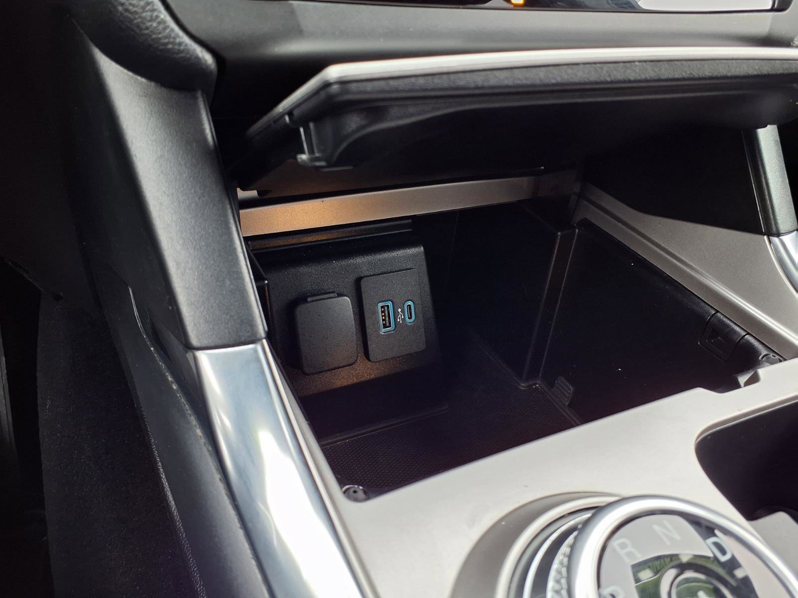 Used 2020 Ford Explorer ST w/ ST Street Pack image 15