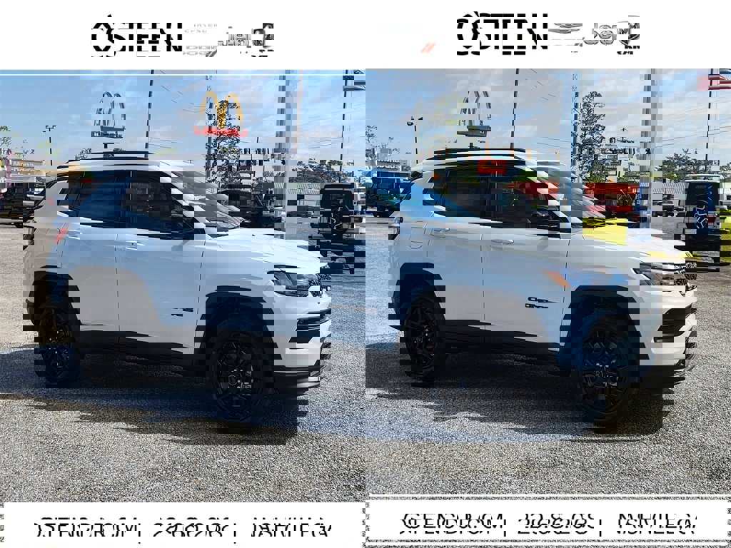 New 2025 Jeep Compass Latitude w/ Convenience Group