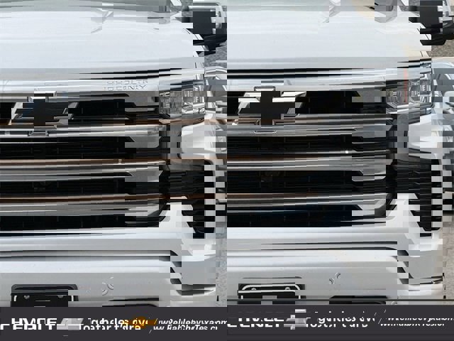 Used 2022 Chevrolet Silverado 1500 High Country w/ High Country Premium Package image 4