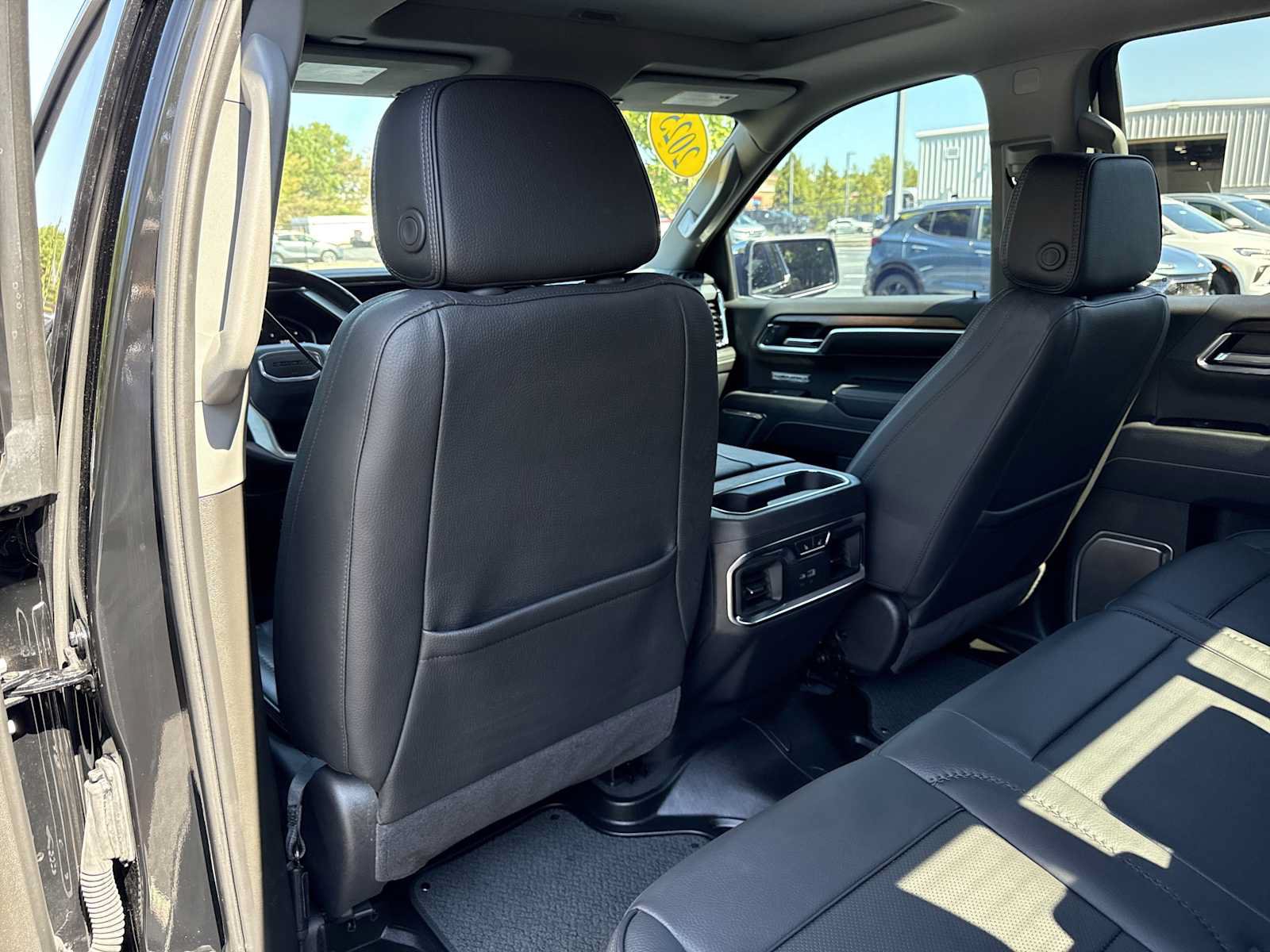 Used 2025 GMC Sierra 1500 Denali w/ Denali Reserve Package AWD/4WD image 23