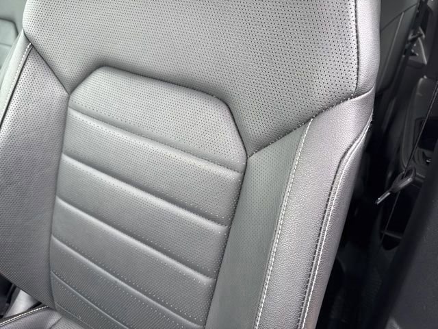 Used 2025 Volkswagen Atlas SEL AWD/4WD image 10