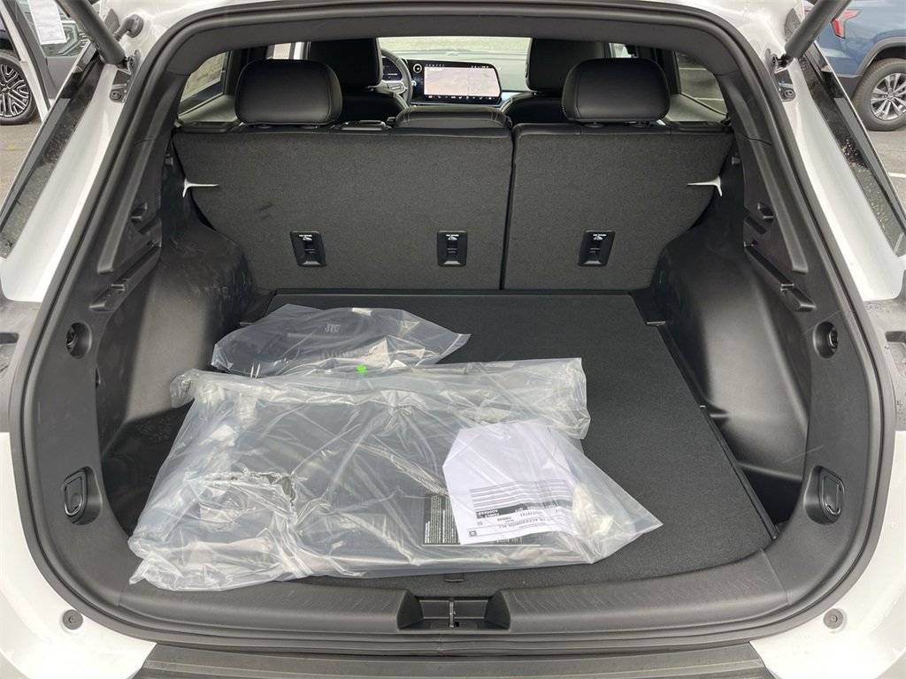 New 2026 Chevrolet Equinox EV LT image 23