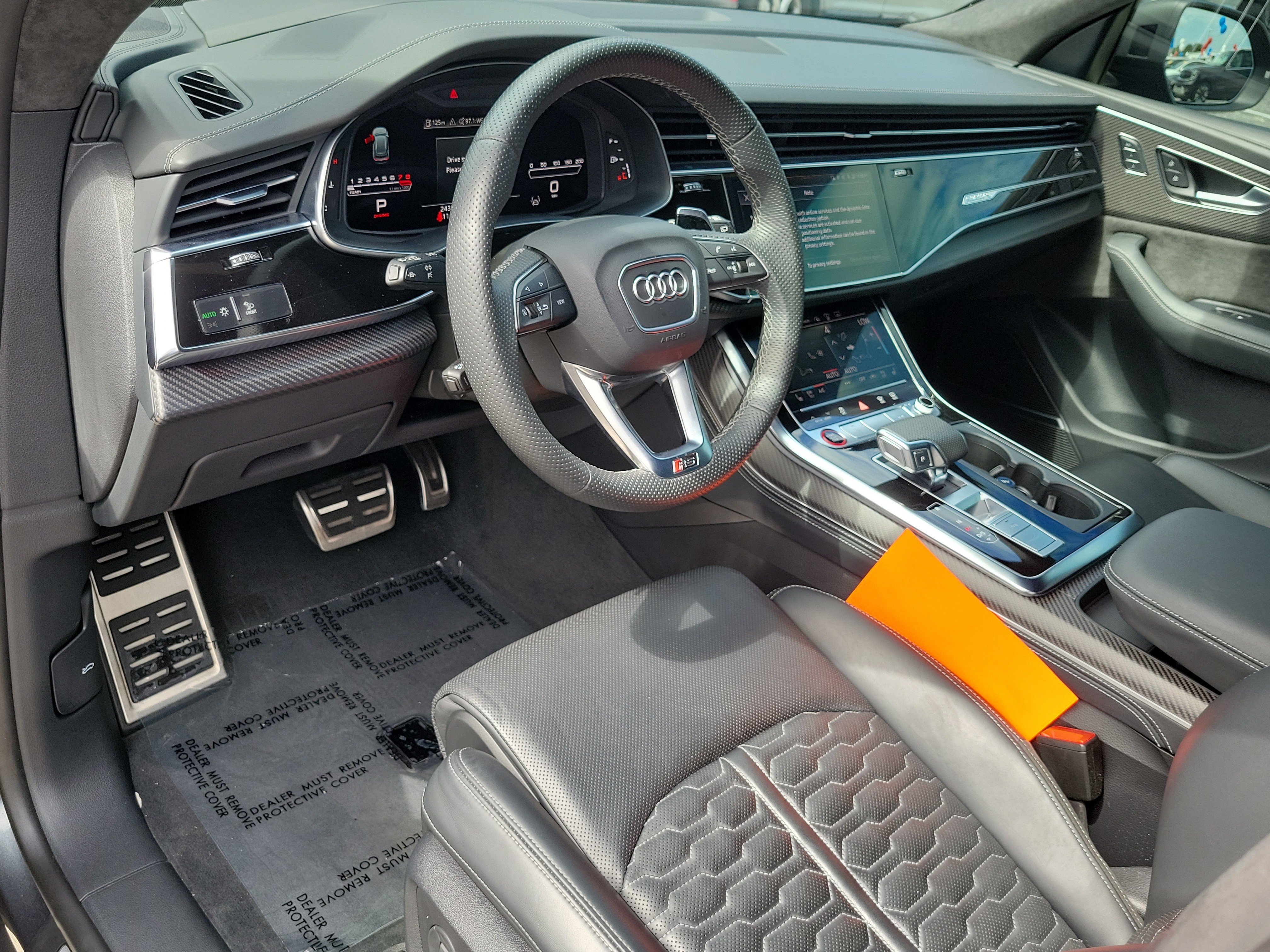 Used 2022 Audi RS Q8 AWD/4WD image 21