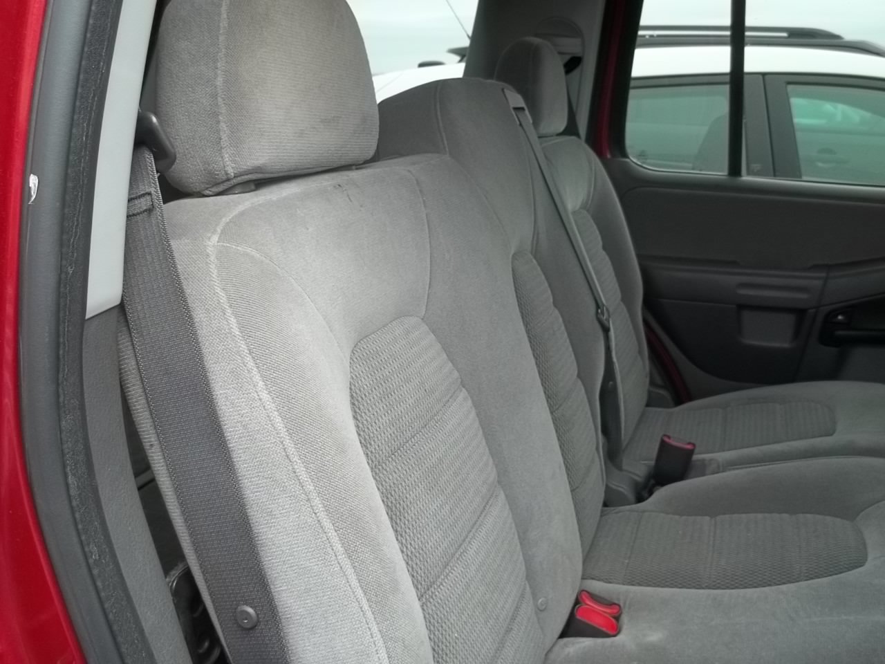 Used 2005 Ford Explorer Sport XLT RWD image 12