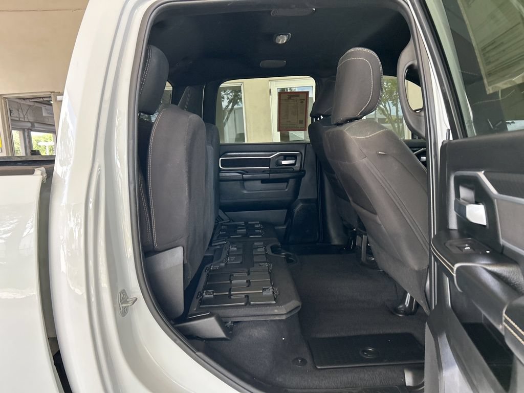 Used 2025 RAM 2500 Big Horn AWD/4WD image 36