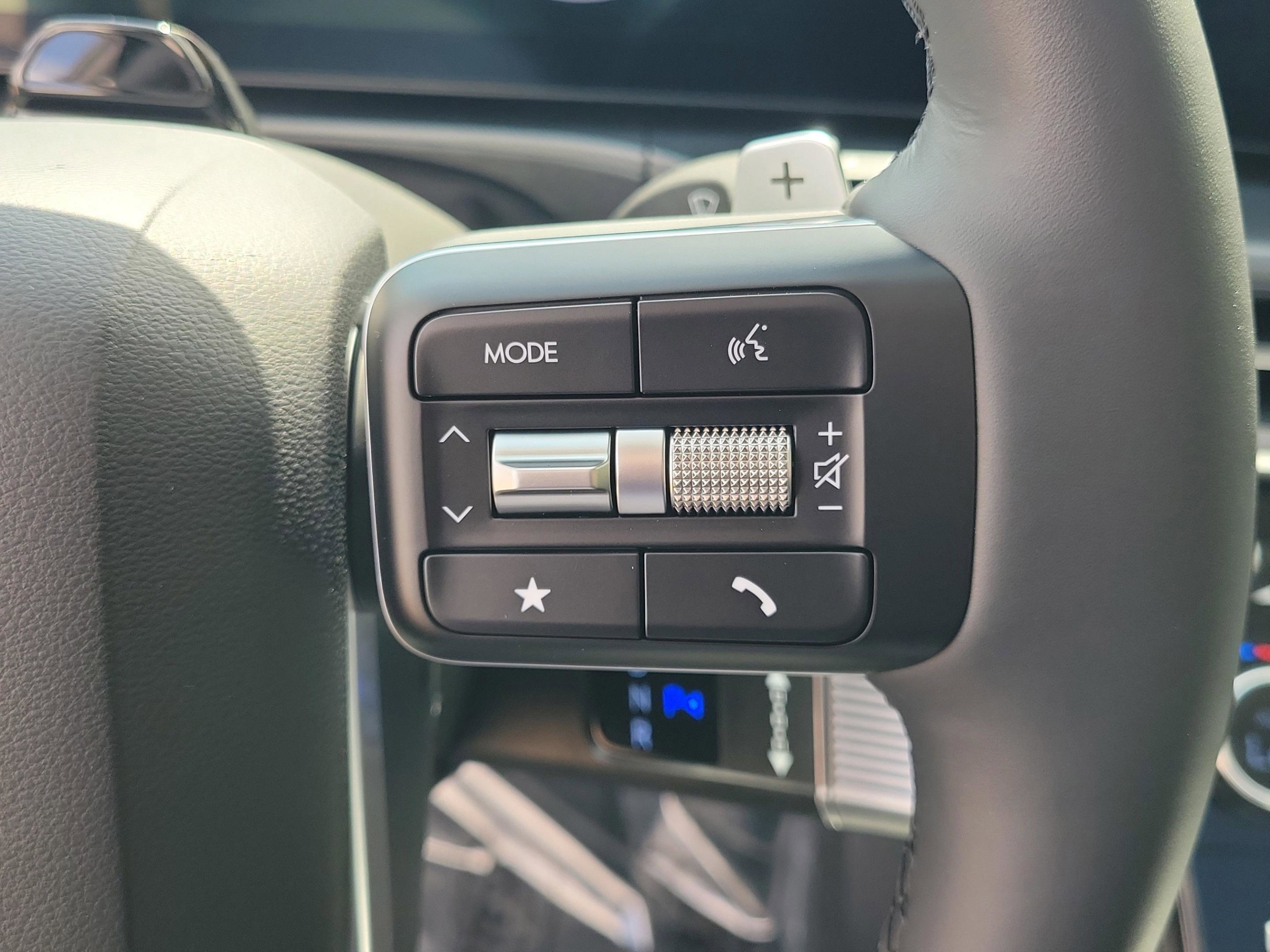 New 2026 Hyundai Santa Fe XRT AWD/4WD image 11