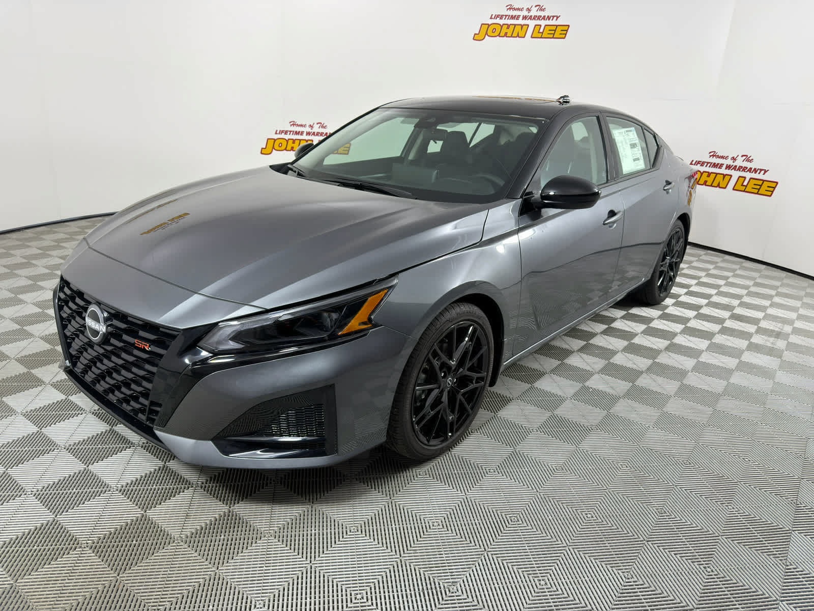 New 2026 Nissan Altima 2.5 SR w/ SR Midnight Edition Package FWD image 1
