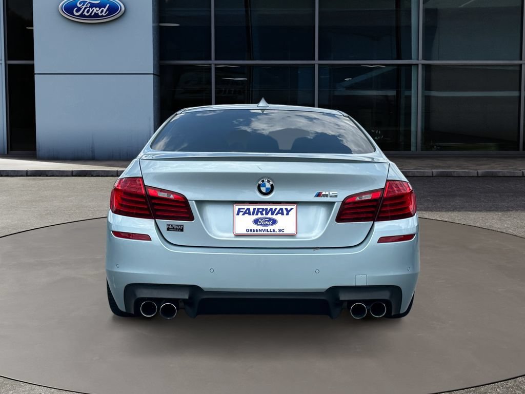 Used 2015 BMW M5 RWD image 6