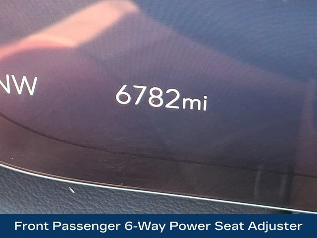 Used 2025 Buick Enclave Avenir w/ Super Cruise Package AWD/4WD image 7