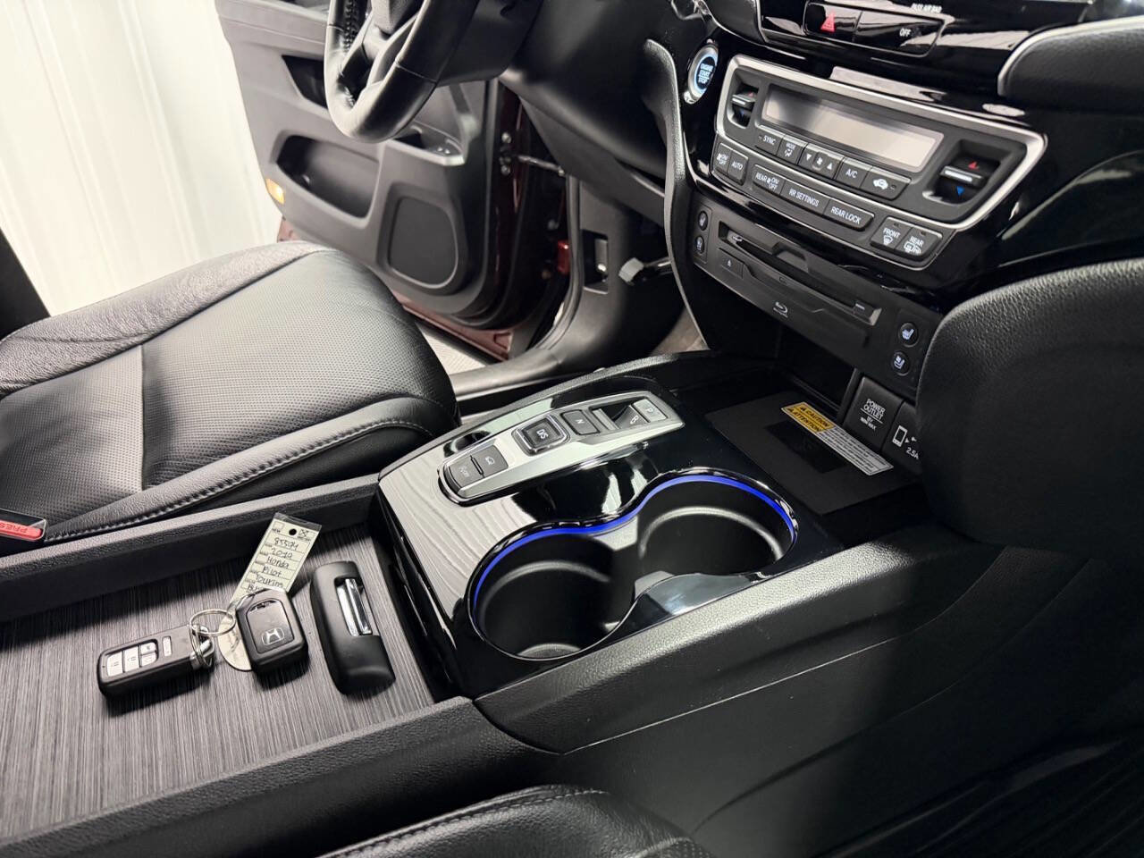 Used 2019 Honda Pilot Touring image 25