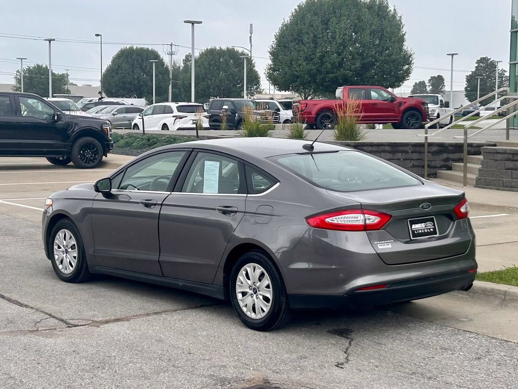 Used 2014 Ford Fusion S FWD image 4