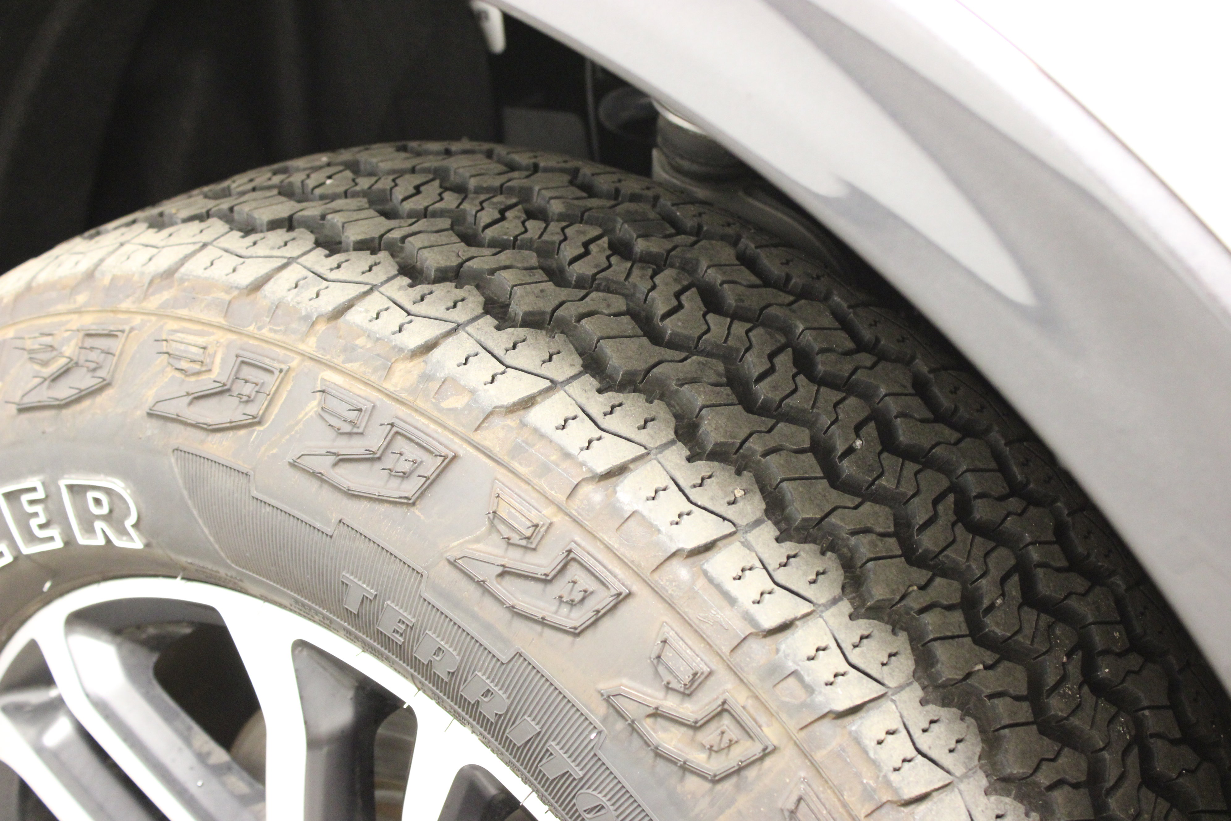 Used 2024 Ford Ranger Lariat w/ FX4 Off-Road Package image 11