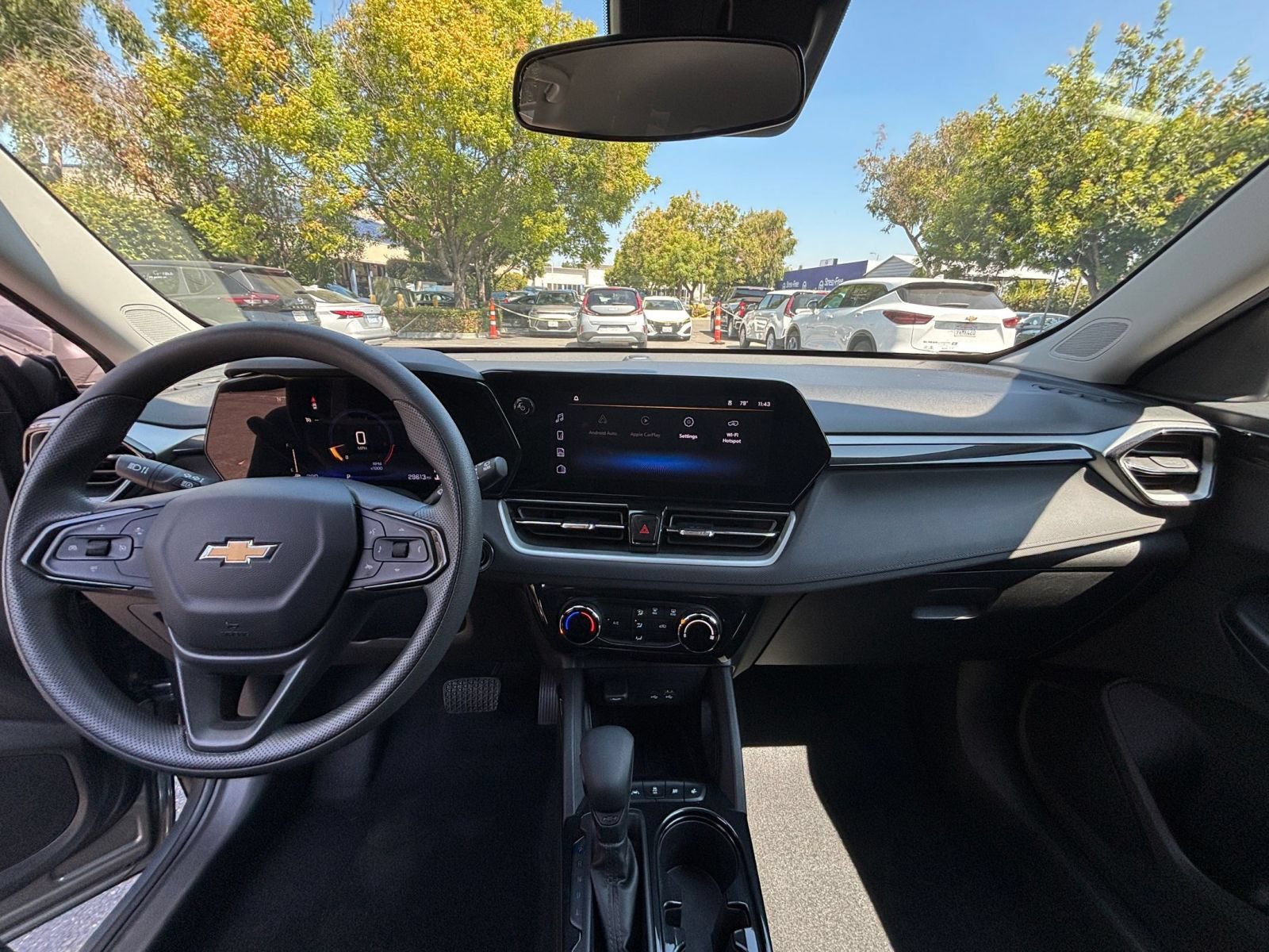 Used 2025 Chevrolet TrailBlazer LT FWD image 31