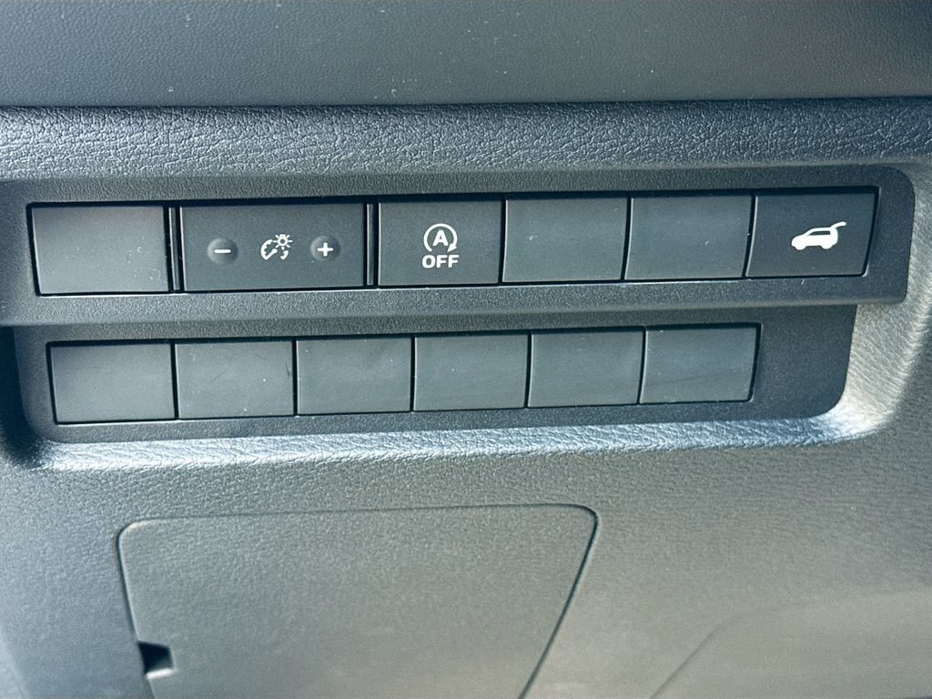 New 2026 Mitsubishi Outlander SE FWD image 10
